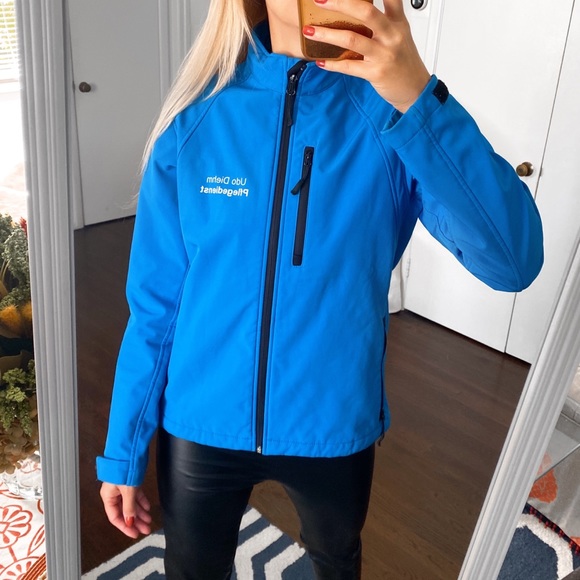 ⛰ RUSSELL BLUE HIKING JACKET! - Picture 4 of 14